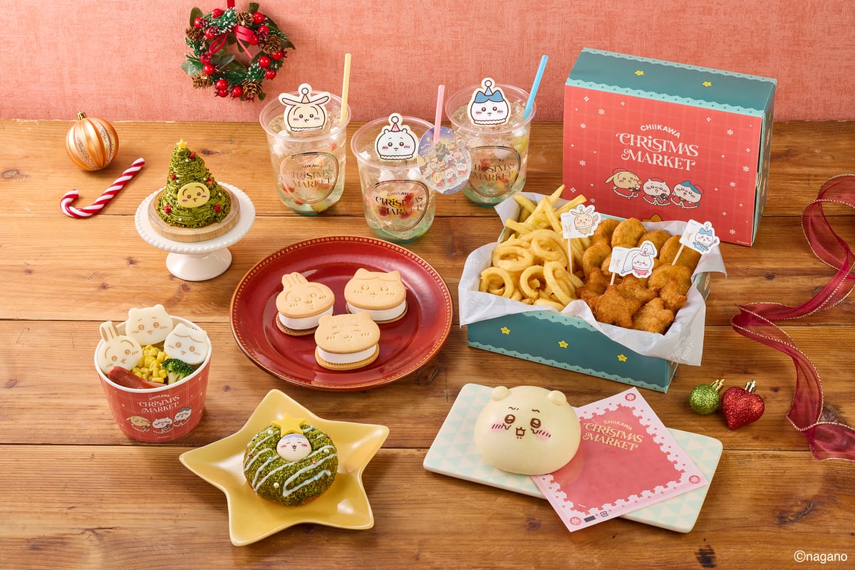 フードの一例。抹茶色のツリー型スイーツ、ソーダ系ドリンク、キャラクターの焼き印入りのサンドクッキー、ナゲットとポテトのボックスなど